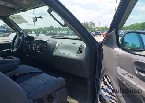 2003 Ford F-150 Lariat/Xl/Xlt из США, поврежденный, VIN 1FTRX18L53NA25491